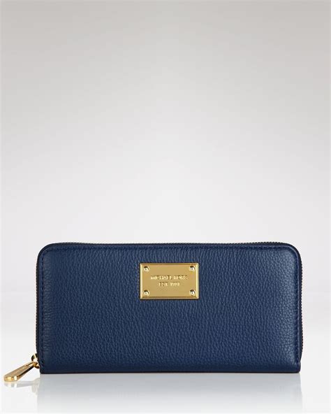 best price on navy michael kors wallet|Michael Kors Wallet outlet.